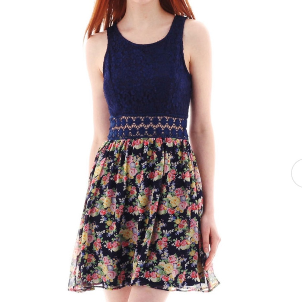 BAILEY GIRL Blue Sleeveless Floral Lace Dress